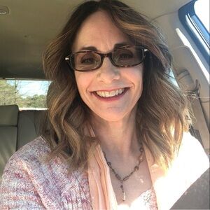 Meet your Posher, Melanie